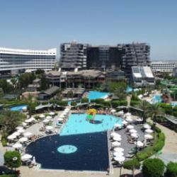 En &ccedil;ok 5 yıldızlı oteli olan &uuml;lke a&ccedil;ıklandı! T&uuml;rkiye'den bir il listeye yerini aldı