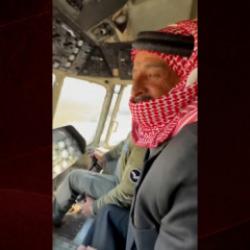 G&ouml;rd&uuml;ğ&uuml; her helikoptere selam veren Suriyeli Avad dileğine kavuştu