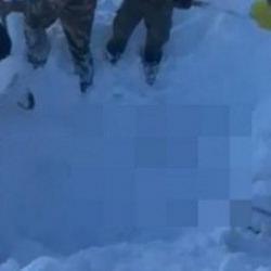 Şırnak'ta kar altında erkek cesedi bulundu