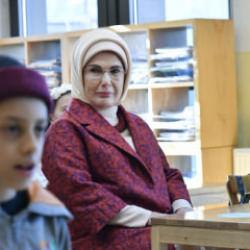 Emine Erdoğan'ın enstr&uuml;man sorusuna aldığı cevap mutlu etti