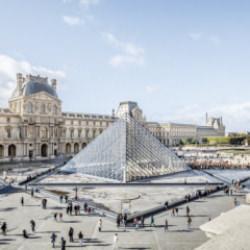 Louvre M&uuml;zesi'ne grev engeli!