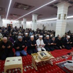 Mira&ccedil; Kandili t&uuml;m yurtta dualarla idrak edildi