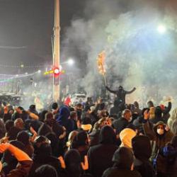 Rejimine rağmen İran&rsquo;a destek olmak&hellip;