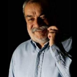 T&uuml;rk tiyatrosunun usta isminden acı haber! Koray Ergun hayatını kaybetti