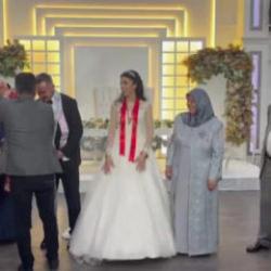 Amasya'da d&uuml;ğ&uuml;nde ilgin&ccedil; takı t&ouml;reni: Kutuyu g&ouml;ren şaşırdı