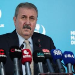 Destici: Bu &uuml;lkede savaş yok, ter&ouml;r var