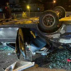 Hurdaya d&ouml;nen ara&ccedil;tan burnu kanamadan &ccedil;ıktı