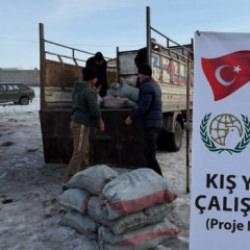 İHH, Kırgızistan ve Kazakistan&rsquo;da 480 ton k&ouml;m&uuml;r dağıttı