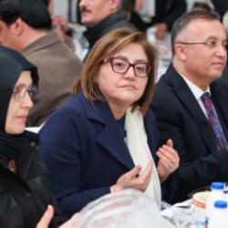 Gaziantep B&uuml;y&uuml;kşehir'den Halep'te 10 bin kişilik iftar