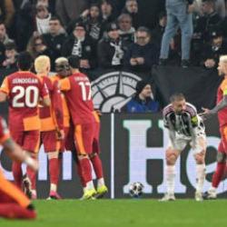 İtalya'da &ouml;ld&uuml;l &ouml;ld&uuml;k dirildik! Juventus 5-2'den d&ouml;nd&uuml;! Galatasaray 105+1'de turladı