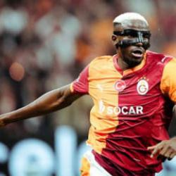 'Osimhen maaş alamadı' iddialarına yanıt: UEFA'yı &ouml;rnek g&ouml;sterdiler