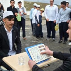 Şırnak'ta imrendiren başarı: 95 g&uuml;nde hafız oldu!