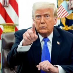 Trump'tan M&uuml;sl&uuml;man karşıtı karar! Derhal sınır dışı edilmelerini istedi