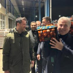 Milletvekili Canbey'den hal esnafına sahur ziyareti 