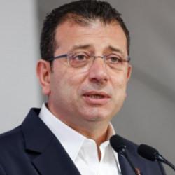 İmamoğlu davası mahkeme salonundan miting alanına d&ouml;n&uuml;şt&uuml;