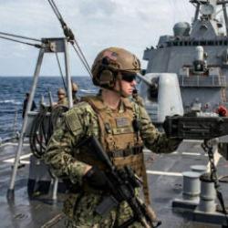 ABD'ye ait 3'&uuml;nc&uuml; u&ccedil;ak gemisi yolda: İran'da sivilleri vurmaya hazırlanıyor!