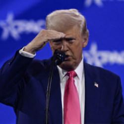 Trump'ın kapısını kim &ccedil;aldı?