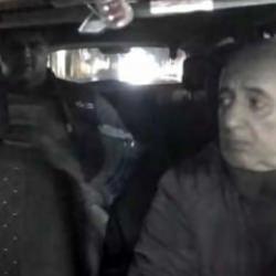 Dehşet anı ortaya &ccedil;ıktı: Taksiciyi &ouml;ld&uuml;r&uuml;p, takside uyuşturucu partisi vermiş!