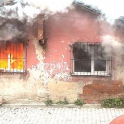 Kağıthane'de ev yangını: 1 kişi hayatını kaybetti! 