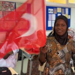 Başkan Altay&rsquo;ın Moritanya ziyaretinde Afrikalı &ouml;ğrenciden istiklal marşı s&uuml;rprizi