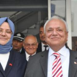 Eskişehir'de korkutan kaza: Eski bakanlar yaralandı!