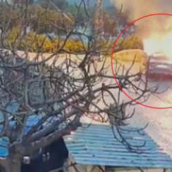 Hatay'da otomobili kundaklayan şahıs alevlerin arasında kalarak kendini yaktı