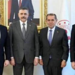 Dursun &Ouml;zbek'ten İ&ccedil;işleri Bakanı Mustafa &Ccedil;ift&ccedil;i'ye ziyaret