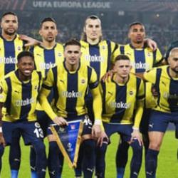 Galatasaray Fenerbah&ccedil;e'nin eski yıldızı i&ccedil;in temaslara başladı! Taraftarın sevgilisiydi