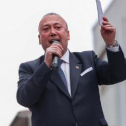 Uşak Belediye Başkanı &Ouml;zkan Yalım ve 12 ş&uuml;pheli adliyeye sevk edildi