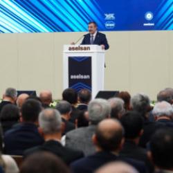 Savunmada 100 milyar dolarlık dev portf&ouml;y! Cevdet Yılmaz rakamları a&ccedil;ıkladı