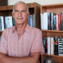 ABD'li Yahudi Profes&ouml;r Finkelstein'den Gazze &ccedil;ıkışı: Bu bir savaş mı soykırım mı?