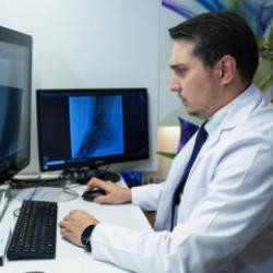 Ge&ccedil;meyen topuk dikenine Medipol'den yeni y&ouml;ntemle son