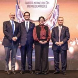 K&uuml;reselleşen Sabri &Uuml;lker Geleceğin Bilim Lideri &Ouml;d&uuml;l&uuml;'n&uuml;n 10'uncusu Şili'ye uzandı