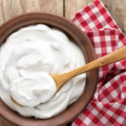 Kabızlık yaşayanlar dikkat! S&uuml;zme yoğurt ile sindirimi hızlandırın