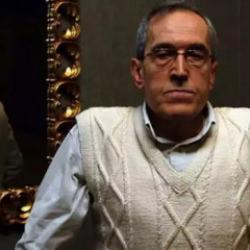 Acıyı bal yapan adam: L&uuml;tf&uuml; Oflaz