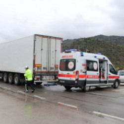 Amasya'da feci kaza: 10 aylık bebek arabadan fırlayıp, hayatını kaybetti!