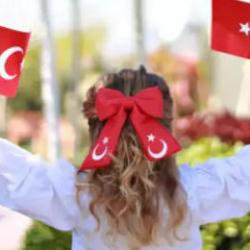 Ekonomi y&ouml;netiminden "23 Nisan Ulusal Egemenlik ve &Ccedil;ocuk Bayramı" mesajı