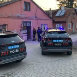 Bolu'da nafaka dehşeti: Eşinin evine kurşun yağdırdı