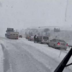 Erzurum&rsquo;da kar s&uuml;rprizi: Mayıs ayında lapa lapa yağdı