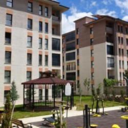 18 yaşındaki gen&ccedil; kız parkta &ouml;l&uuml; bulundu