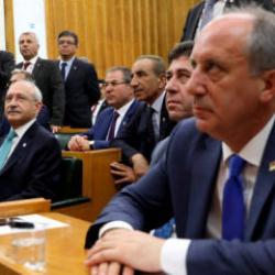Muharrem İnce, Kılı&ccedil;daroğlu'na karşı harekete ge&ccedil;ti! &Ouml;zg&uuml;r &Ouml;zel'e dikkat &ccedil;eken jest...