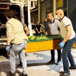 D&ouml;rt il d&ouml;rt dram! Hepsi evlerinde &ouml;l&uuml; bulundu