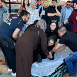 Elazığ'da terminalde dehşet anları: Kurt cinsi k&ouml;pek kadına saldırdı