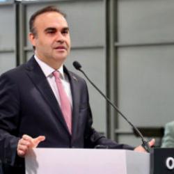 Bakan Kacır: T&uuml;rkiye&rsquo;ye yatırım yapan kazanır