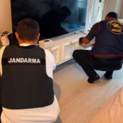 MİT koordinesinde iki ilde operasyon! Kredi kartı şebekesi &ccedil;&ouml;kertildi