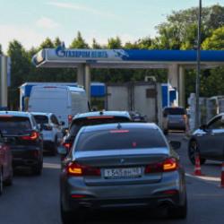 Enerji devi Rusya'ya ağır darbe! Akaryakıta kota getirildi! Piyasaları sarsacak karar