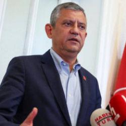 &Ouml;zg&uuml;r &Ouml;zel ve ekibi iki parti ile temasa ge&ccedil;ti