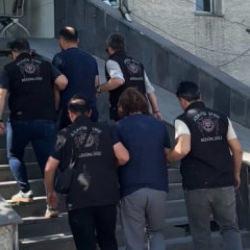 13 yıllık dosya &ccedil;&ouml;z&uuml;ld&uuml;! 5 ilde eş zamanlı operasyon: 2 tutuklu 