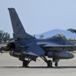 ABD askeri u&ccedil;akları Bulgaristan'dan ayrıldı
