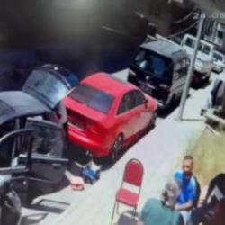 K&uuml;&ccedil;&uuml;k&ccedil;ekmece'de postacı kılığında intikam cinayeti 